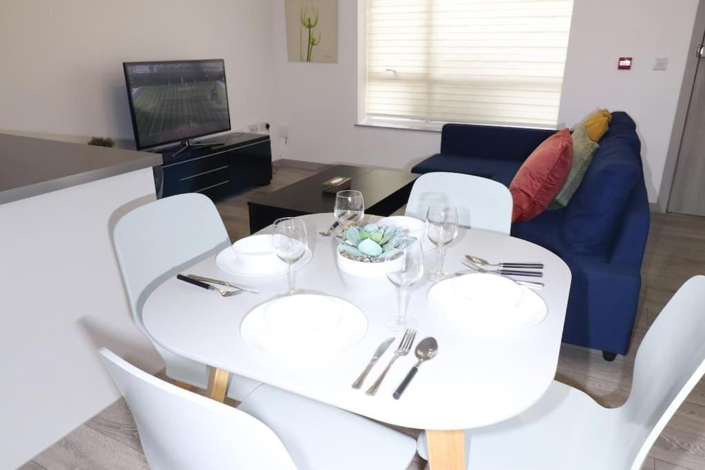 Horizon House, Luxury 2-bedroom Flat 3 *